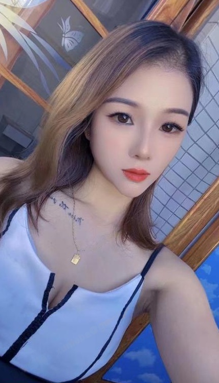 白云苗条兼职小七