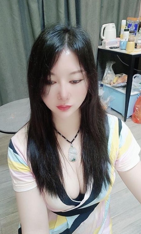 天河美乳少妇梦雪