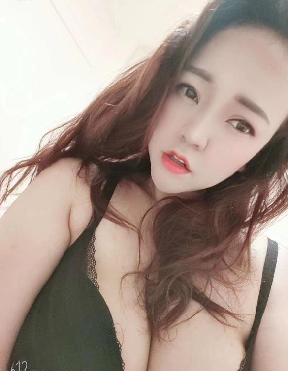 罗湖G奶长腿美女