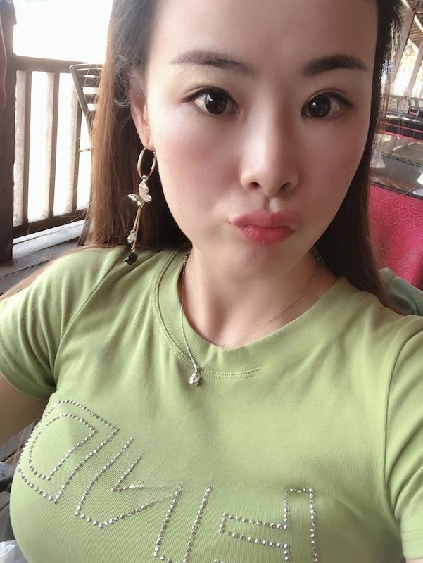 罗湖长腿美容师姗姗