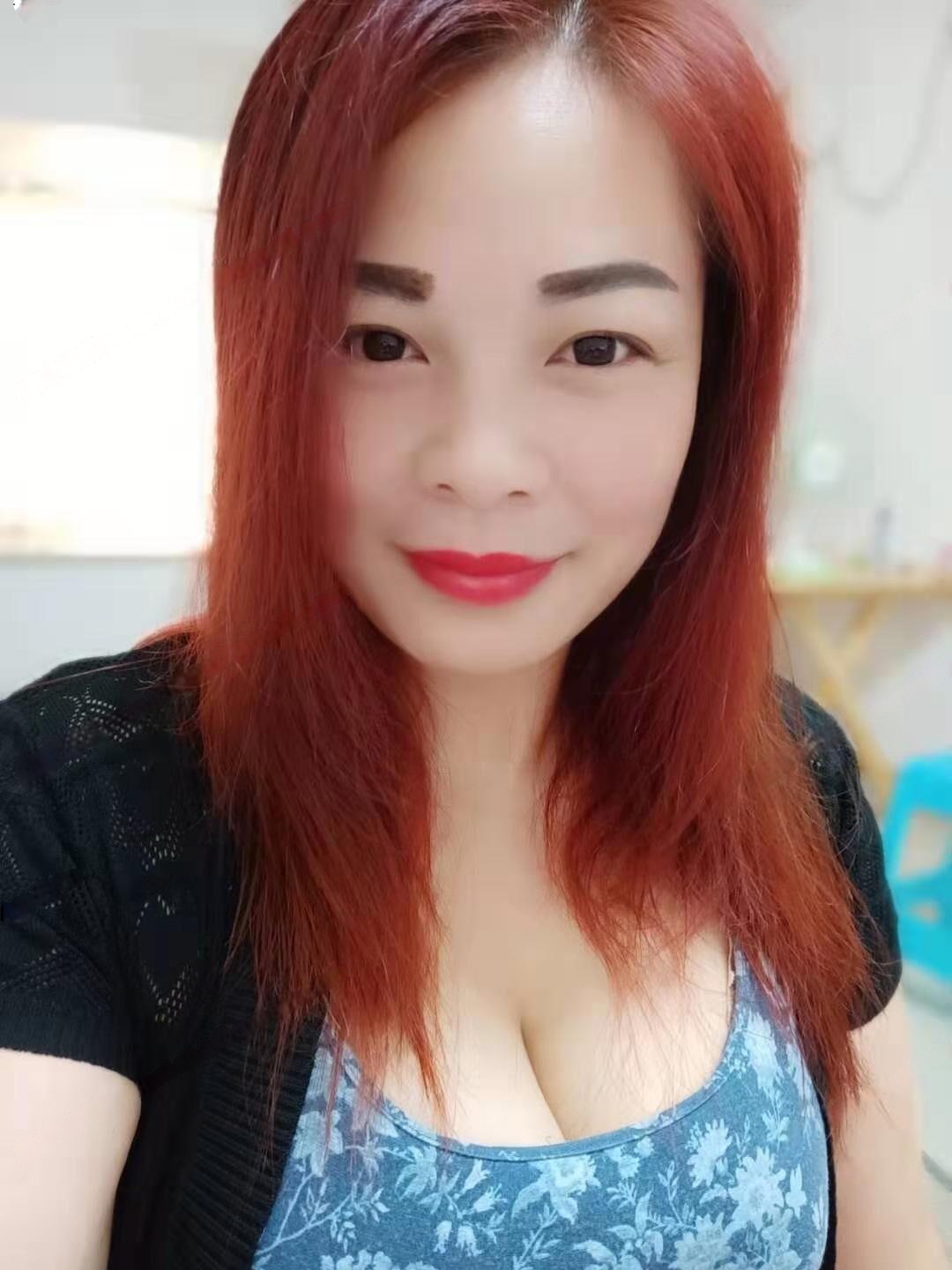 大胸性价比熟女