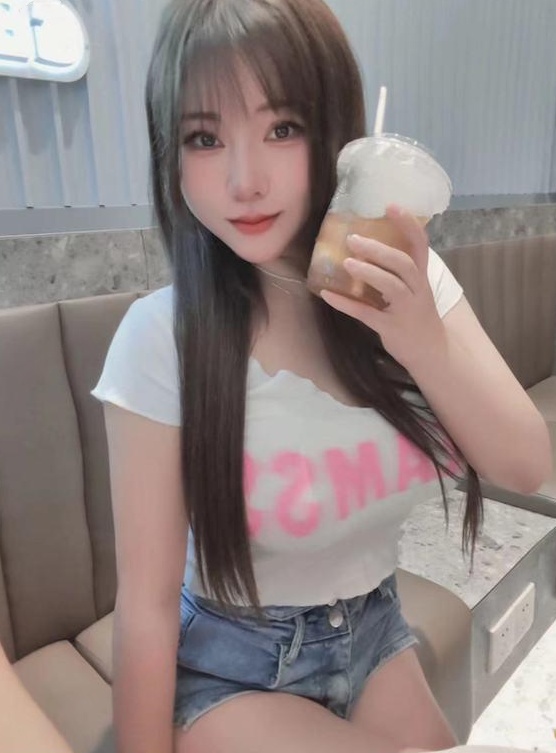 巨乳健身达人兔子