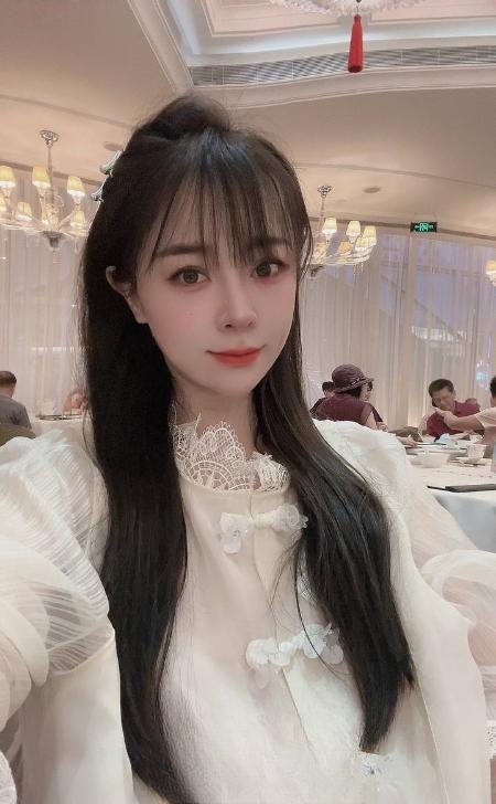 性感长腿好身材嫩妹