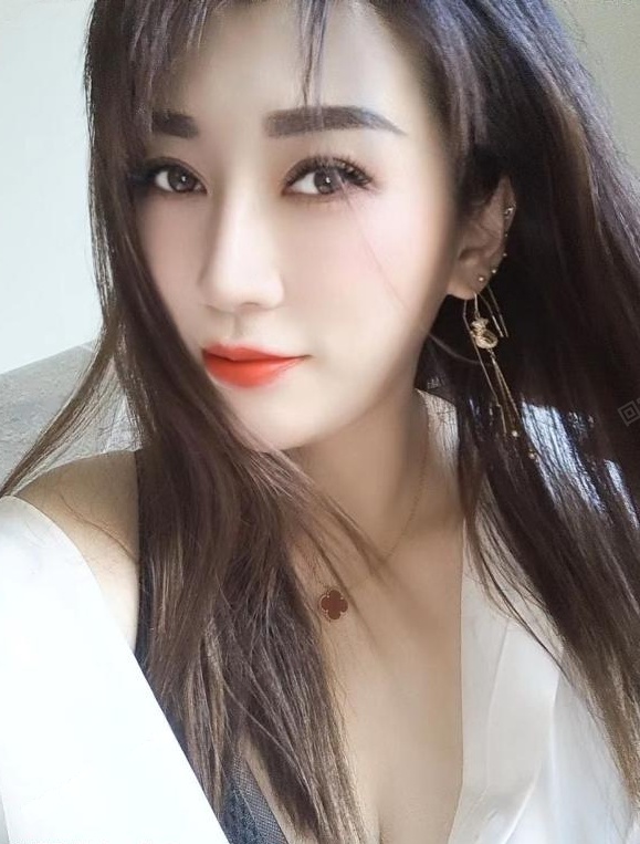 美骚妇花妹