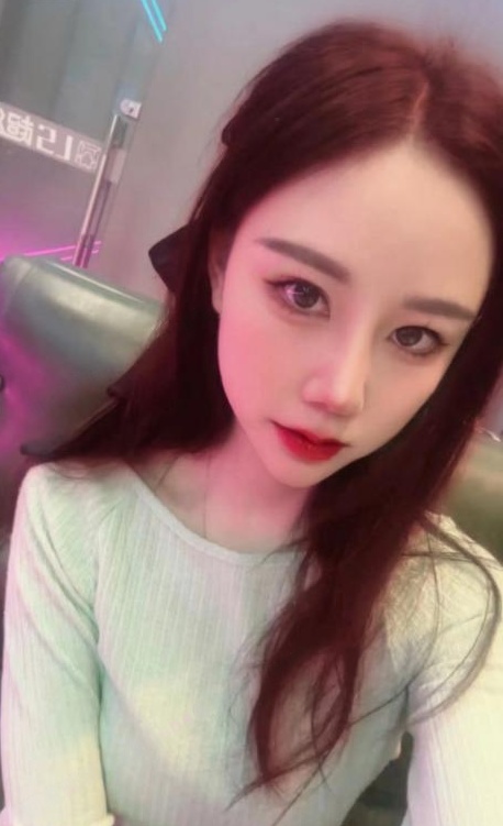 清纯型妹子