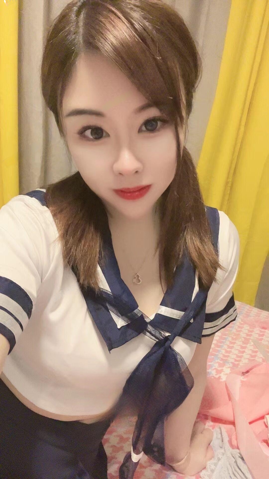 固戍莎莎女仆装