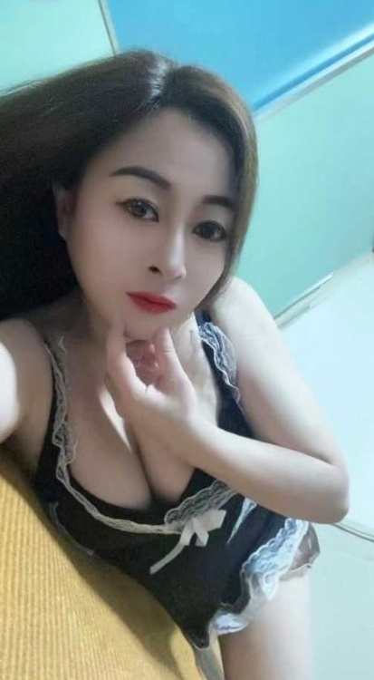 白云服务女郎欢欢