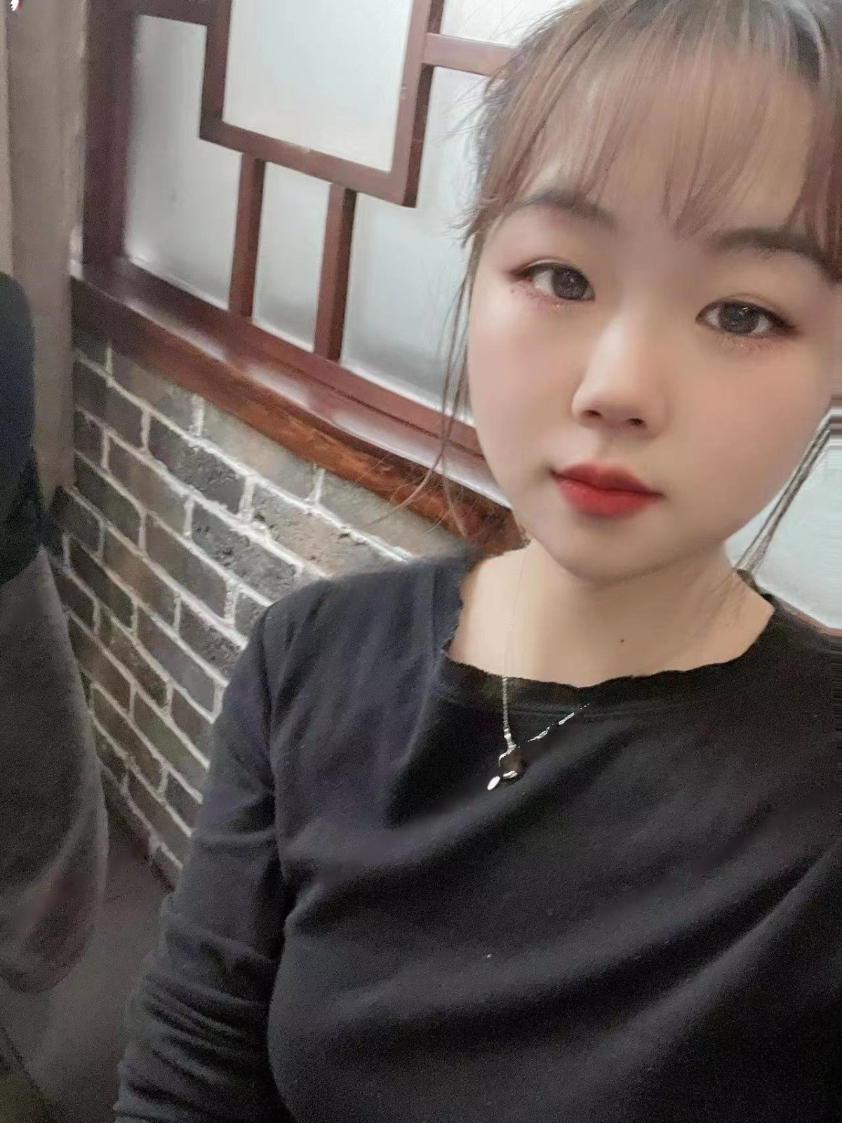 德州小妮子