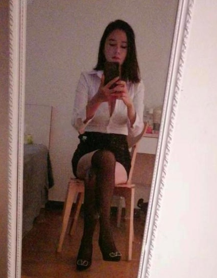 国贸美腿性感少妇