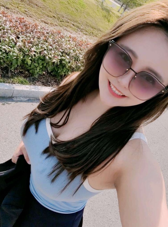 浦口大胸小姐姐