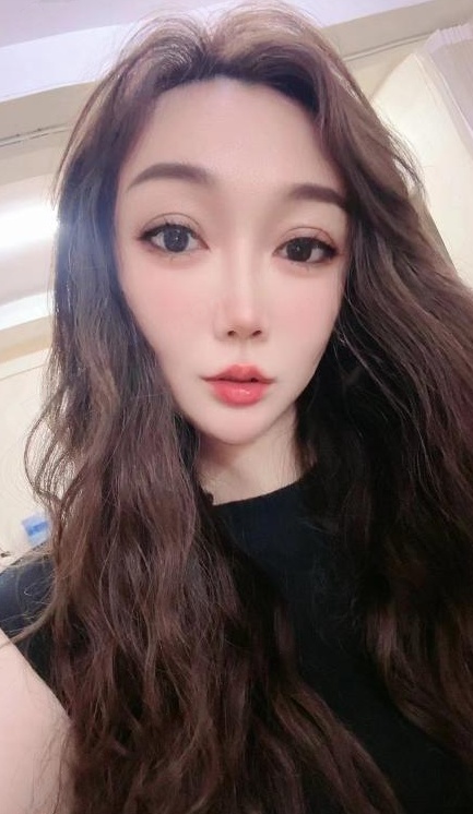 奶糖小姐姐