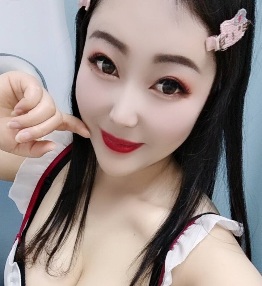 横塘大奶妹