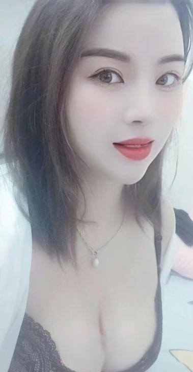 大车灯蕾丝性感骚妇