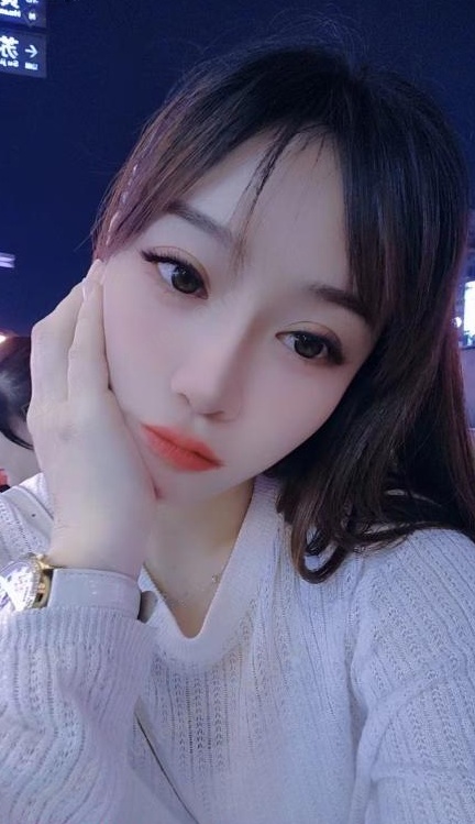 挺骚的服务型妹子