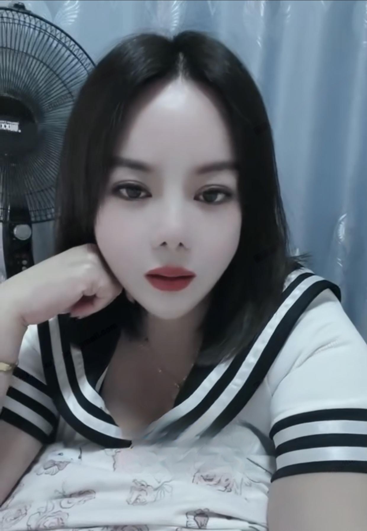 马群丰满服务少妇