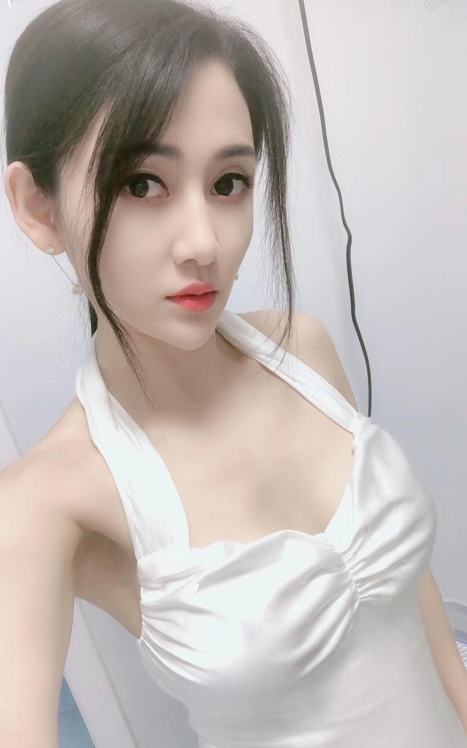 肤白貌美的妹妹