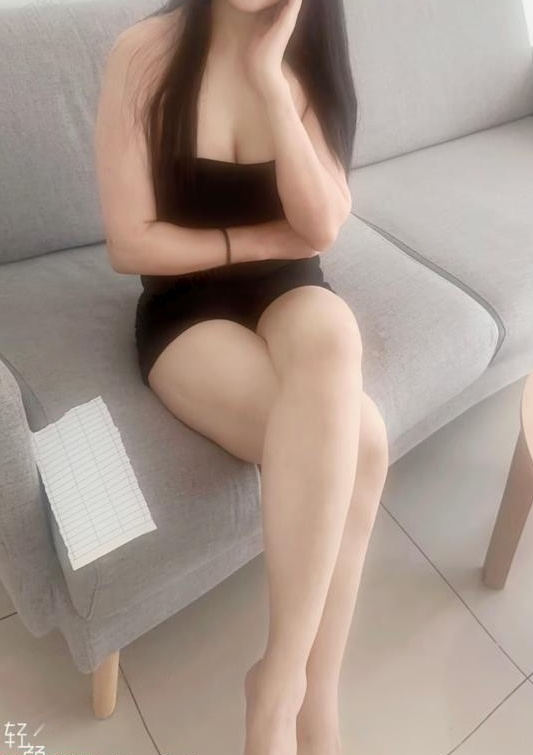 双井中项大胸御姐