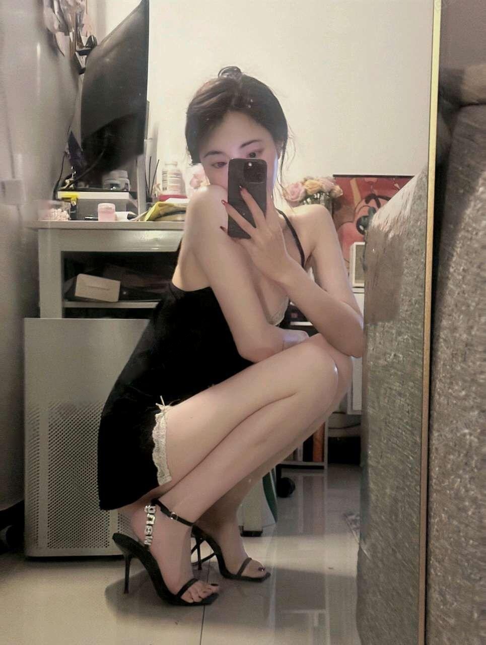 南宁美腿玉足高颜值