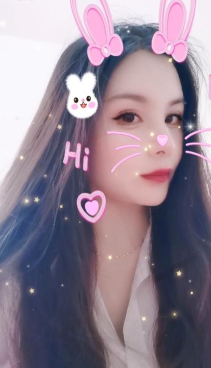 汉口娇小女人
