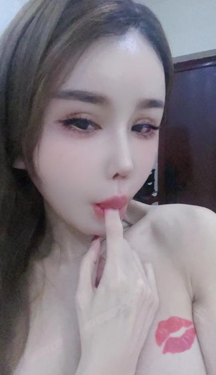 身材很好的骚妹子