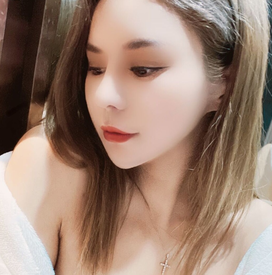 迷你小短裙奶娃