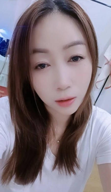 新街口神似女优爱弓凉