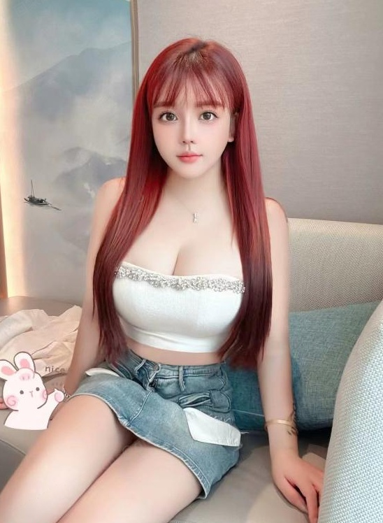 嘉兴颜值大胸小姐姐