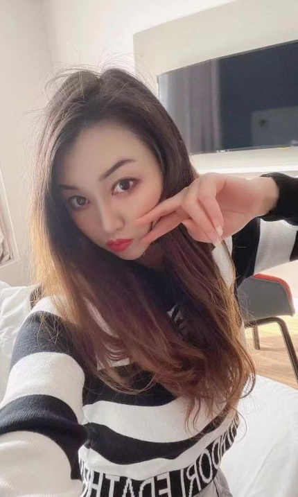 乔司南地铁站小乖乖