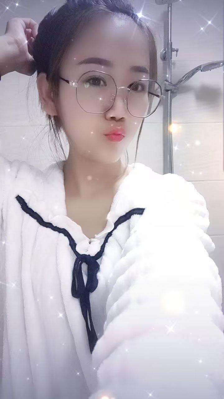 长春眼镜小妞