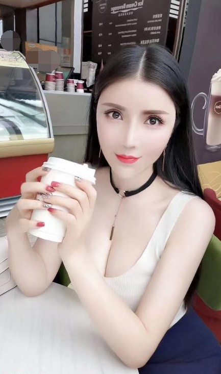 大波美臀蒙奇奇