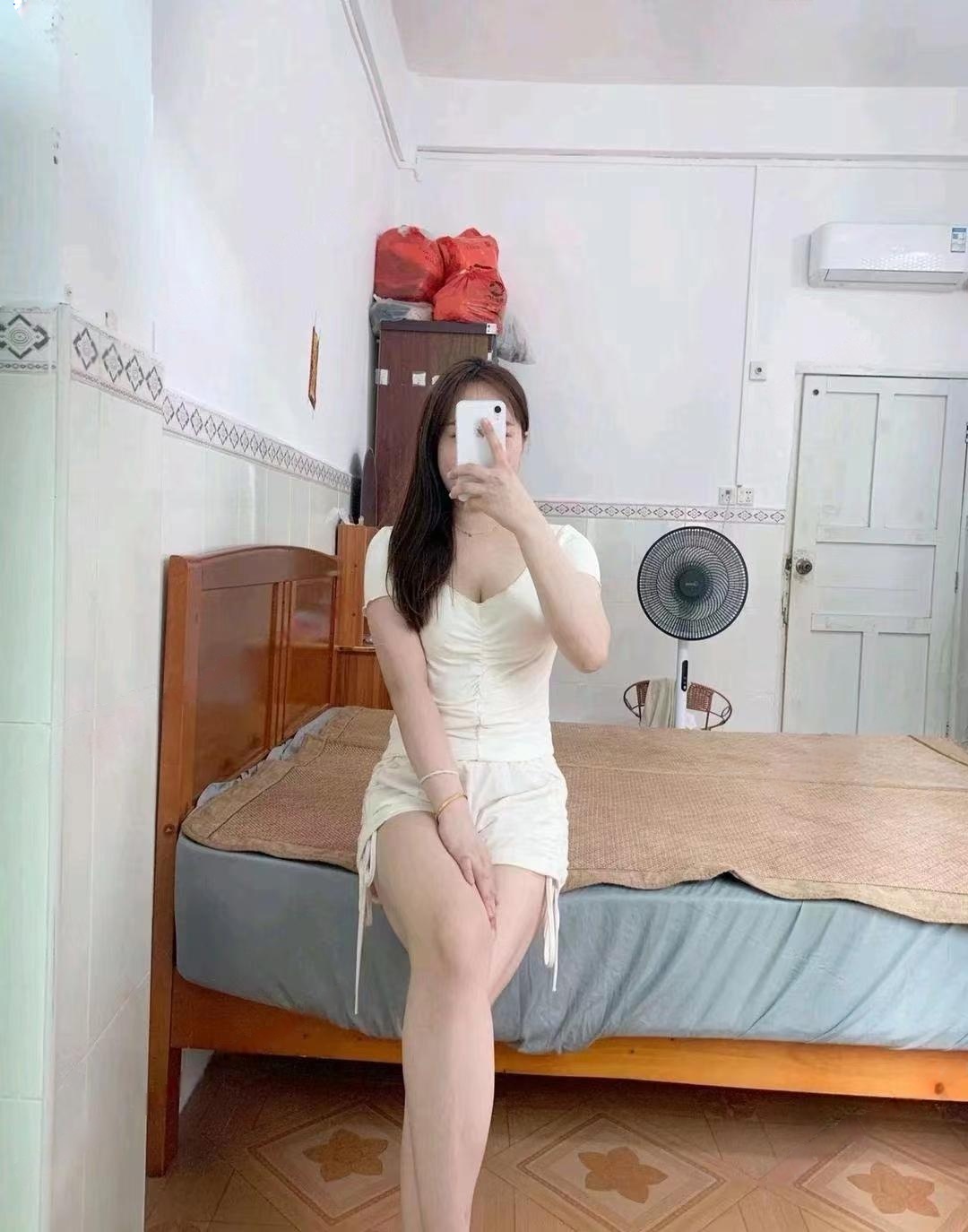 石家庄翟营兼职大奶少妇