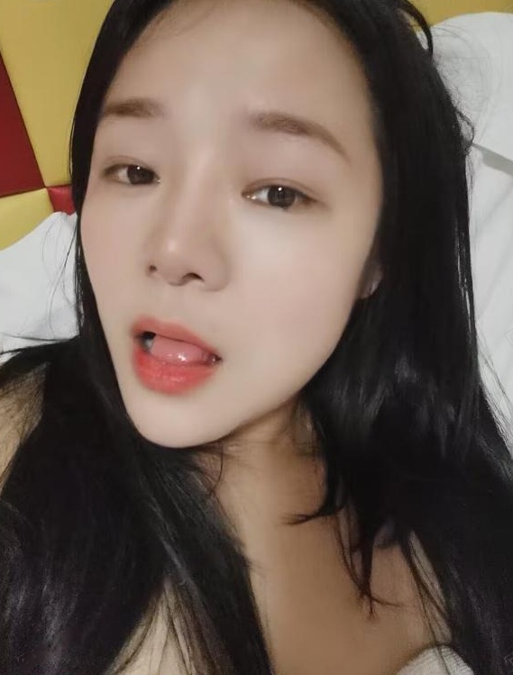 静安好多水的妹子