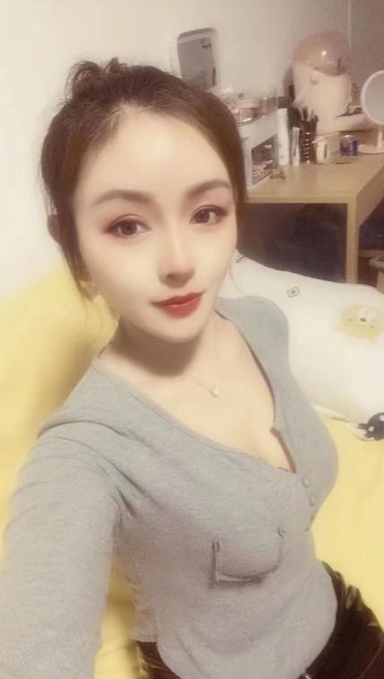 惠新西街骨感御姐