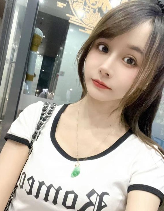 娇小可爱的女神