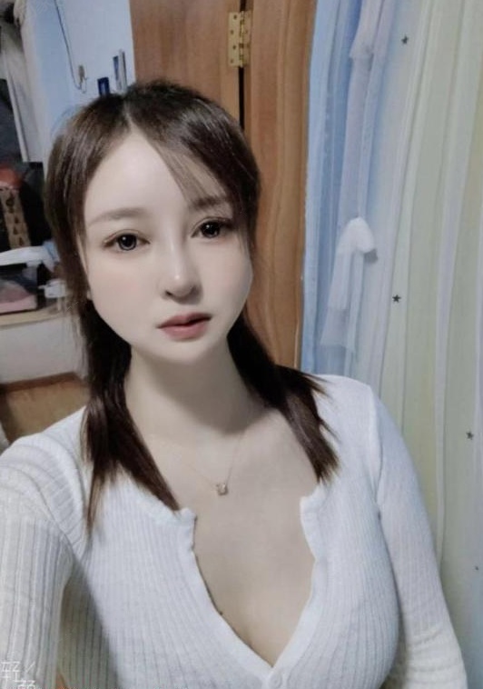 罗湖蜜桃臀浅浅