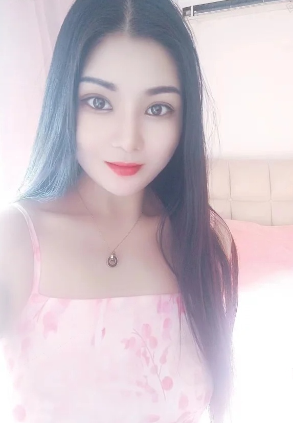 体验淫荡老师薇薇