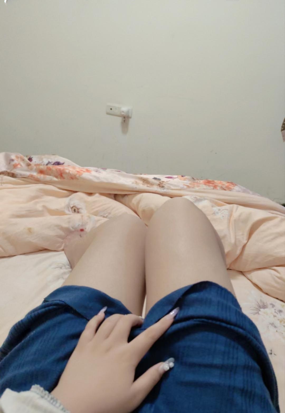 襄阳00后微胖女