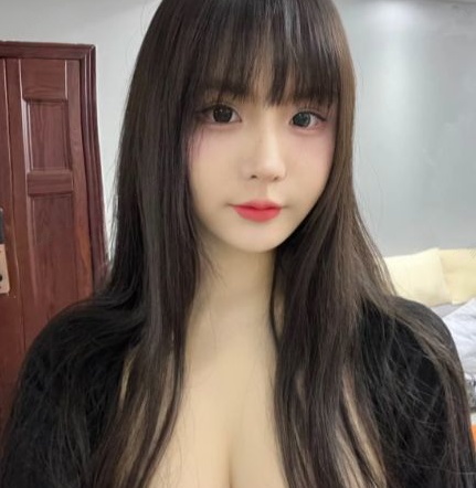 东湖萌妹苗苗