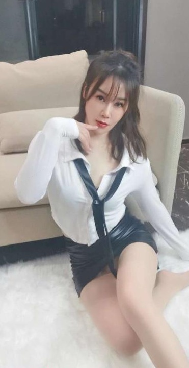 体验OL制服女