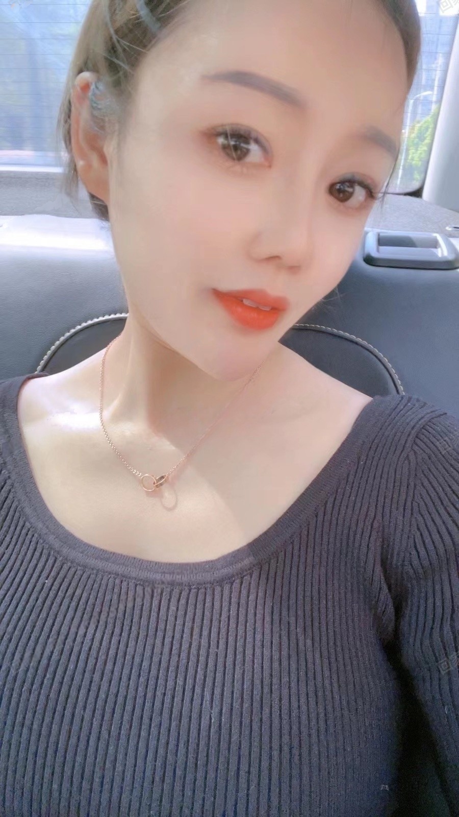 普陀金沙江路美胸少妇