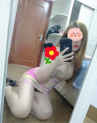 徐东曼妮