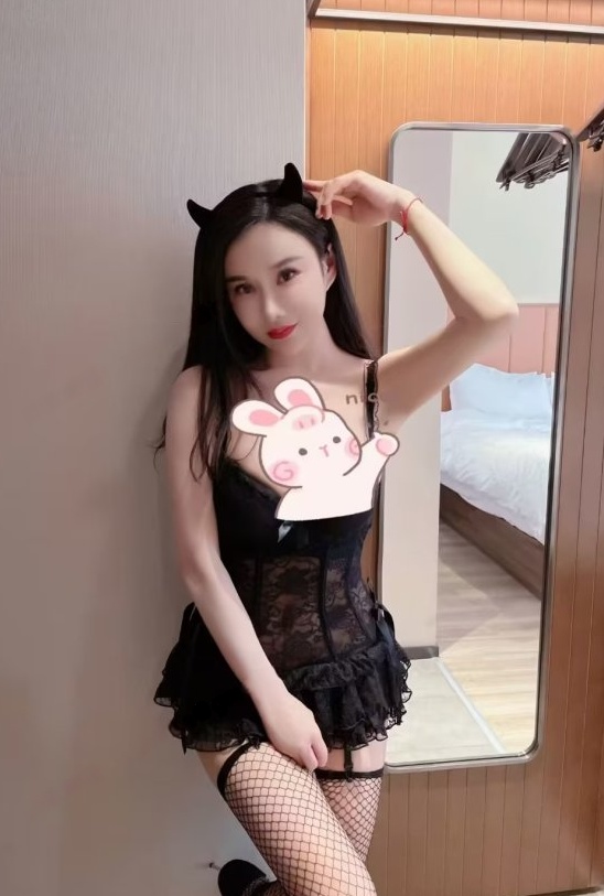 闵行服务系雅彤