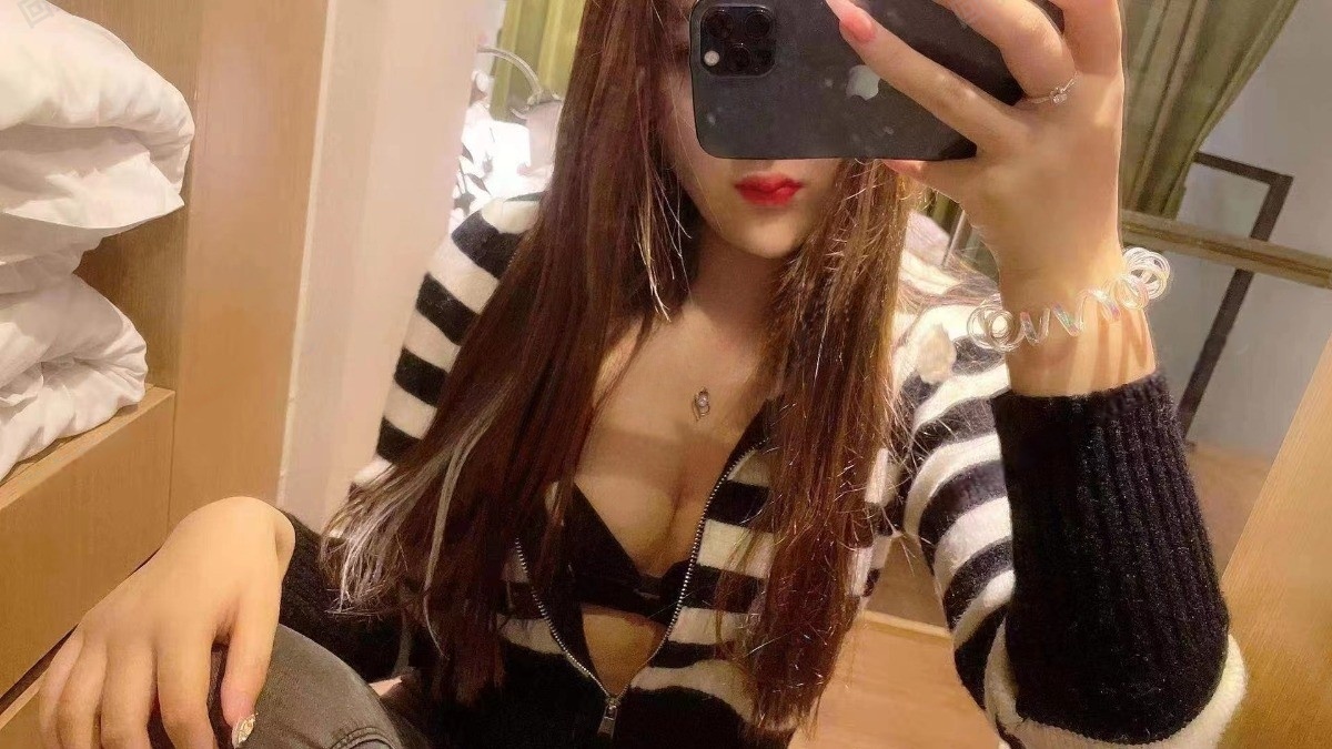 崂山丰满小妹