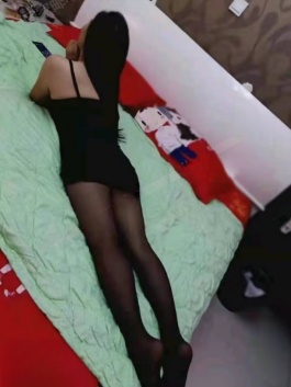 可以双飞的妹子