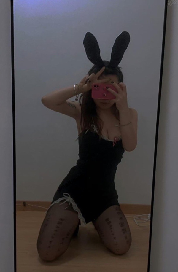 大胸美女荧荧
