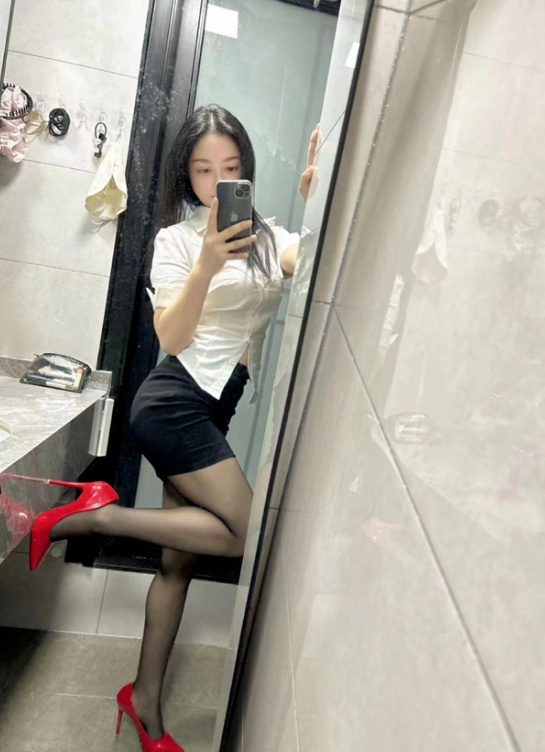 花都轻熟女彤彤