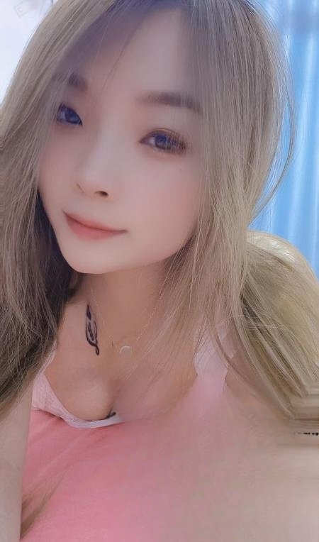 大雁塔美女蓓儿