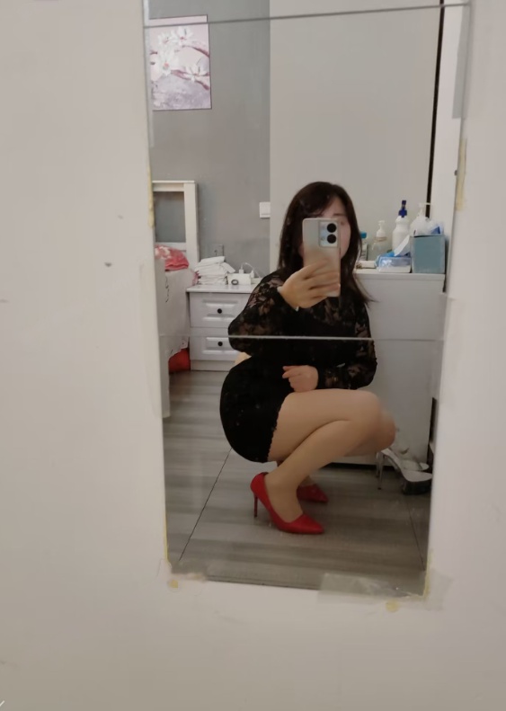 闵行骚妇熟女潮喷三通