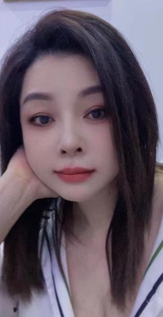 约会彤彤妹子