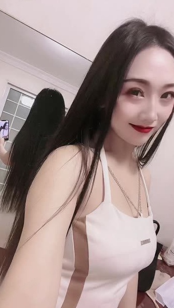 光谷小嫂子小珂